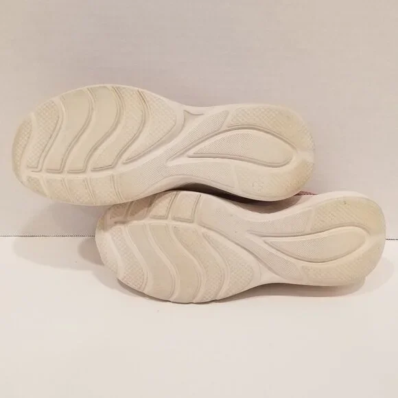 Ladies' Skechers Bobs Squad Waves Sneakers, Size 7.5, EUC - Picture 10 of 15